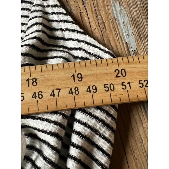 Max Studio women's black and white sleeveless top/coverup size L NWT - Picture 10 of 10